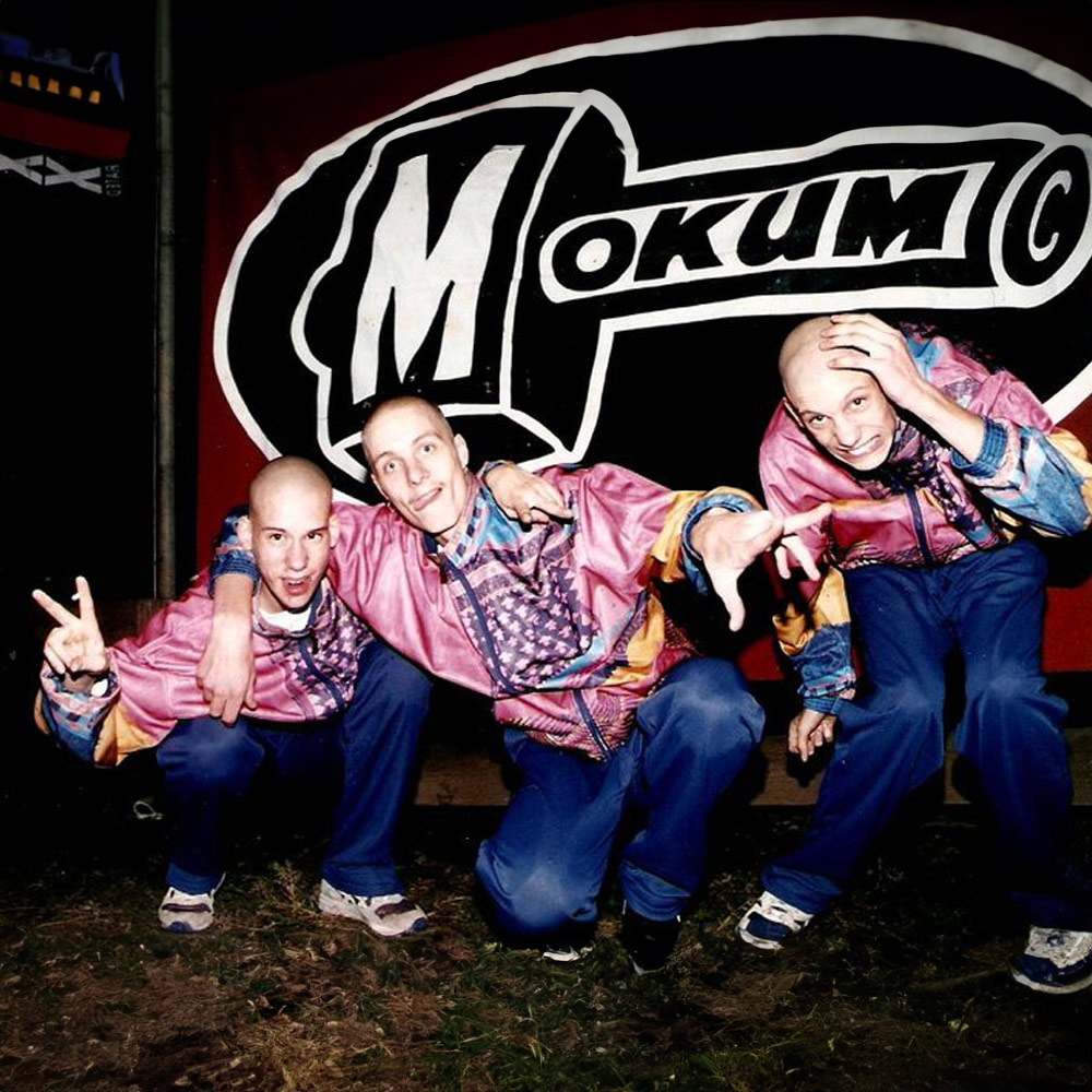 Authentiek Nederlands party-erfgoed. Dat zijn de Party Animals. Opgekomen uit de "Mokum" tak van de gabbercultuur in de jaren negentig en inmiddels ruim 30 jaar vrolijk hakkend langs zo’n beetje alle evenementen, hallen, festivals, feesttenten en zalen van het land. Klassiekers als Have You Ever Been Mellow, Hava Naquila en Aquarius overstijgen inmiddels generaties en ook genres: was de stevige beat destijds gewaagd, tegenwoordig gaat iedereen los op de aanstekelijke optredens. Het maakt de Party Animals een van de meest geliefde 90's acts van Nederland. Het dj/producers duo Flamman & Abraxas maakt de muziek en is de drijvende kracht achter de performance die nu al drie decennia dansvloeren in vuur en vlam zet. Het verhaal van de Party Animals begint als zij een remix maken van I Wanna Be a Hippy van Technohead. Destijds werd de track zo vaak aangevraagd dat Flamman & Abraxas een remix hoog nodig vonden. ‘En wel met een wat vriendelijker, voor de radio geschikt geluid’. Voor de videoclip trekken ze wat bevriende gabbers uit club Amnesia op de wallen: Remsy, Evert, David & Paul. ‘Eén ervan had lang haar. Mooi, jij bent de hippie.’ In het Vondelpark wordt in een middag de video geschoten. De remix wordt #1 in de Top 40, goud en een internationale hit: goud in Duitsland en zilver Engeland. De clip wordt door het Duitse Viva uitgeroepen tot muziekvideo van het jaar. Als Flamman & Abraxas voor een dj-tour in Duitsland gevraagd wordt om danseressen mee te nemen, worden in plaats daarvan de vier gabbers opgetrommeld. De Party Animals zijn geboren.